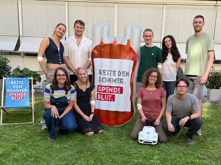 Blood Donation with the dox42 Team Blood Donation with the dox42 Team