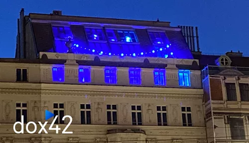 dox42 wurde blau - am Internationalen ME/CFS Awareness Day dox42 wurde blau - am Internationalen ME/CFS Awareness Day